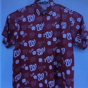 Men's Short-Sleeve Button-Up Shirt in Burgundy with White Pattern